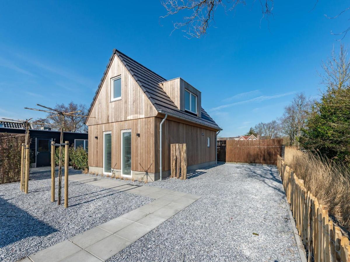 Cosy Holiday Home In Oostkapelle With A Garden Exterior foto